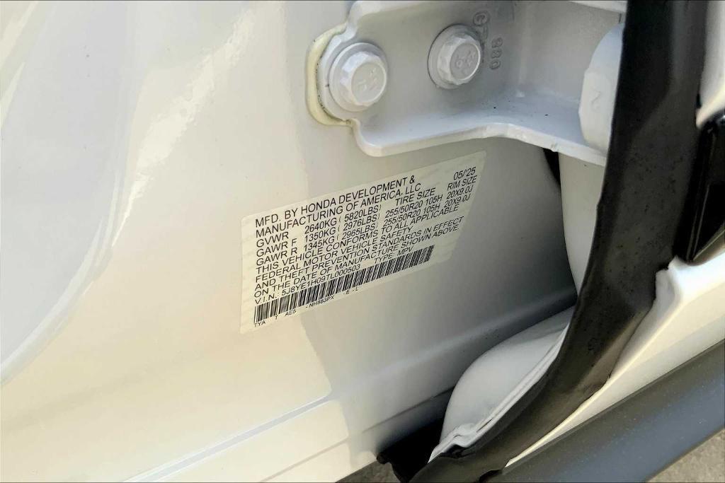new 2026 Acura MDX car, priced at $65,845