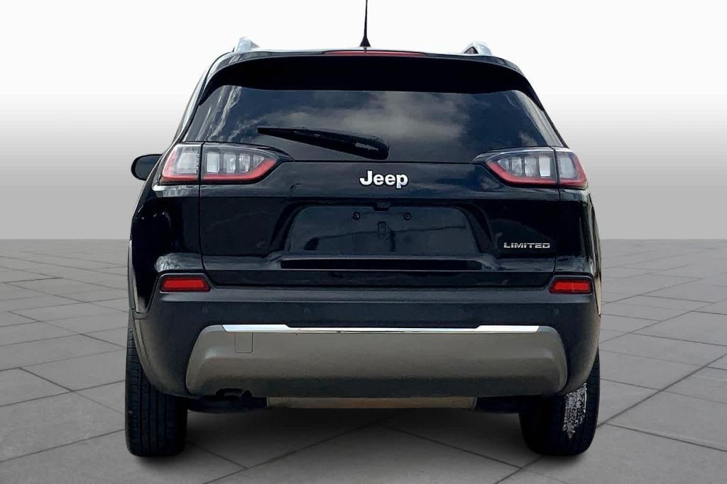 used 2019 Jeep Cherokee car, priced at $17,371