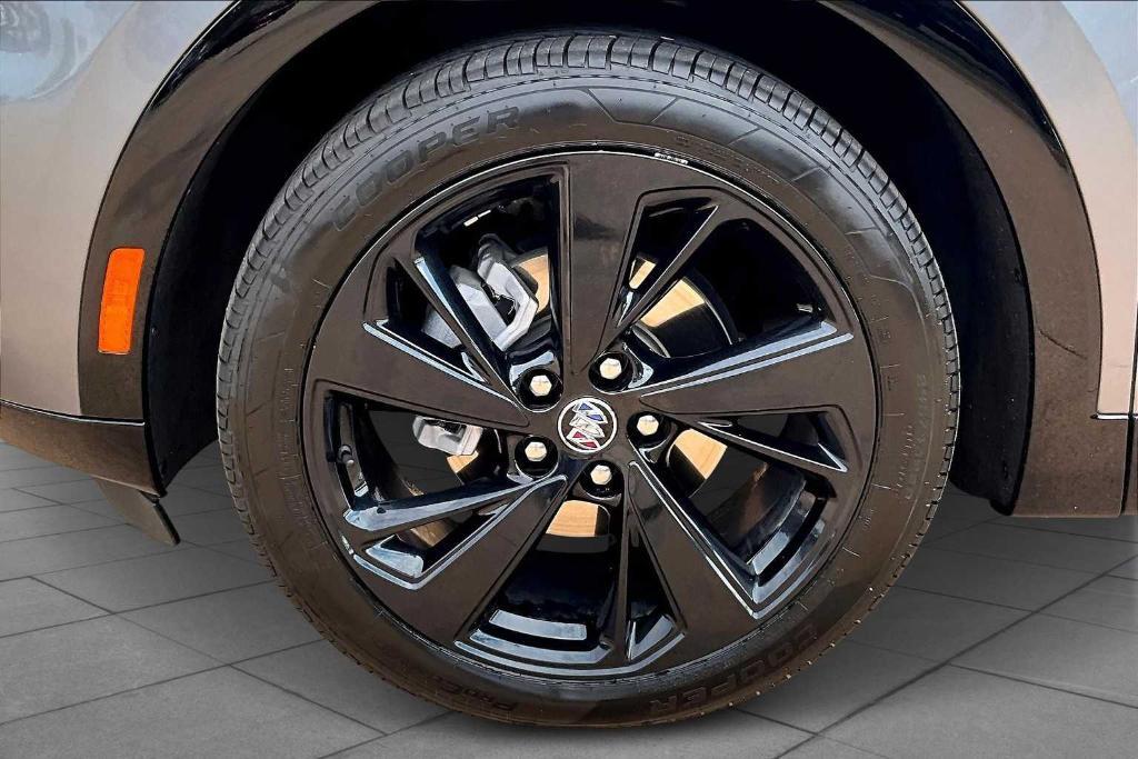 used 2022 Buick Envision car, priced at $19,987