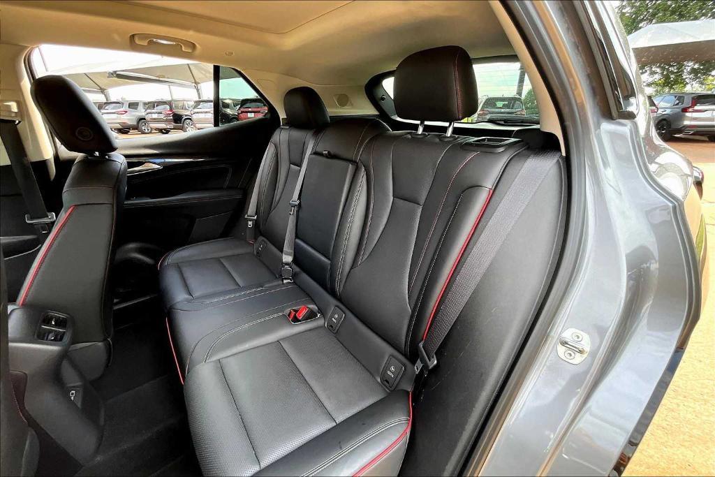 used 2022 Buick Envision car, priced at $19,987