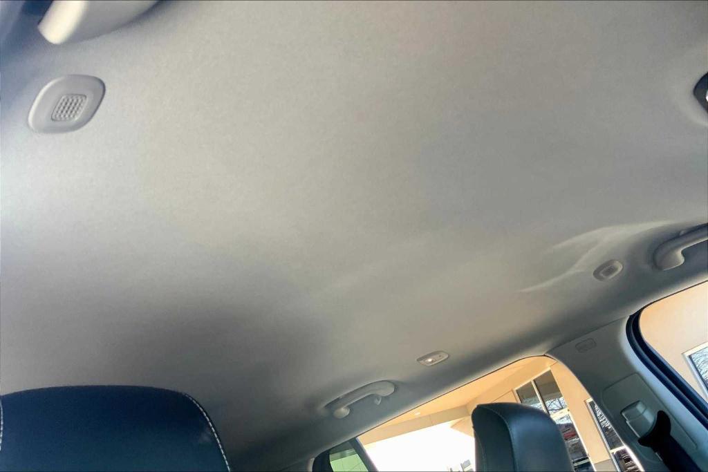 used 2021 Jeep Grand Cherokee L car, priced at $33,595