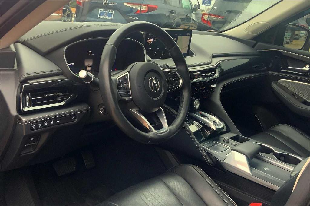 used 2022 Acura MDX car, priced at $39,995