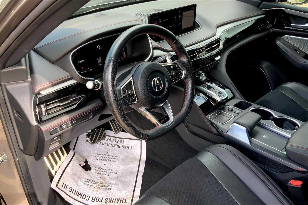used 2022 Acura MDX car, priced at $40,495