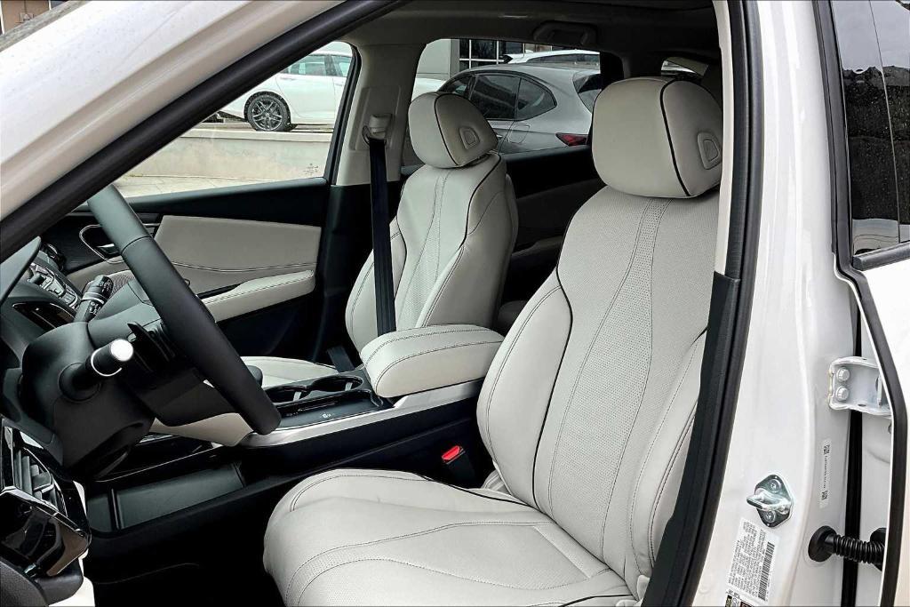 new 2025 Acura RDX car, priced at $55,895