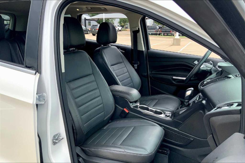 used 2015 Ford Escape car, priced at $12,280
