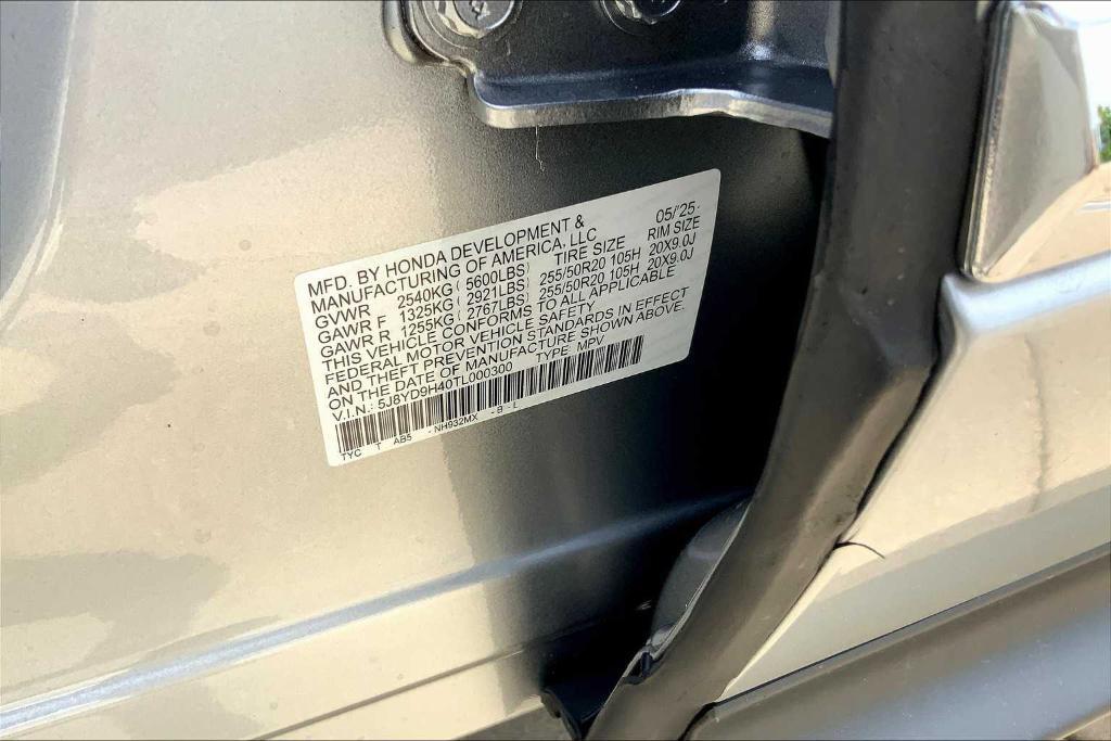 new 2026 Acura MDX car, priced at $60,045