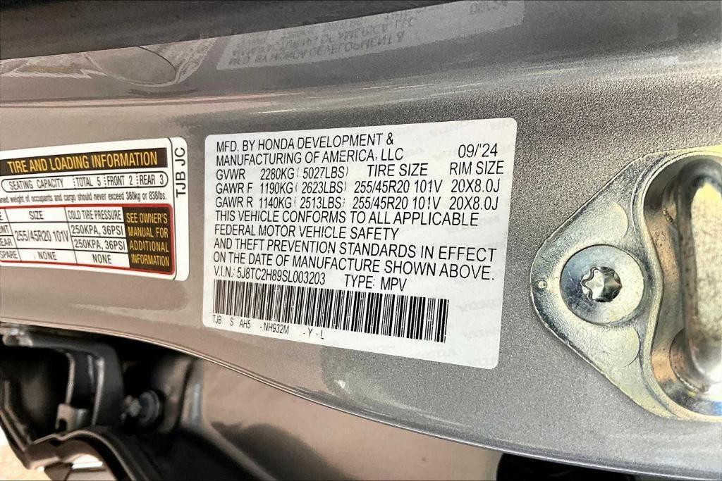 new 2025 Acura RDX car, priced at $55,800