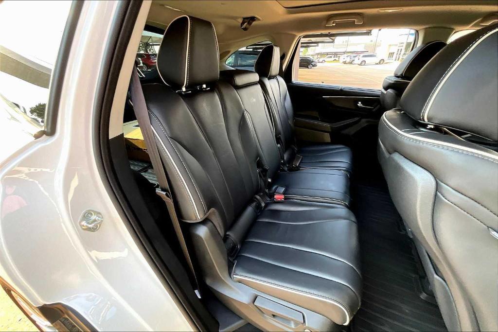 used 2024 Acura MDX car, priced at $52,710