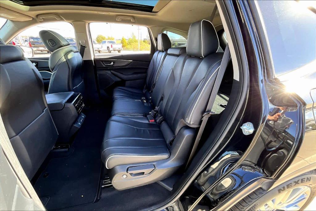 used 2023 Acura MDX car, priced at $43,599