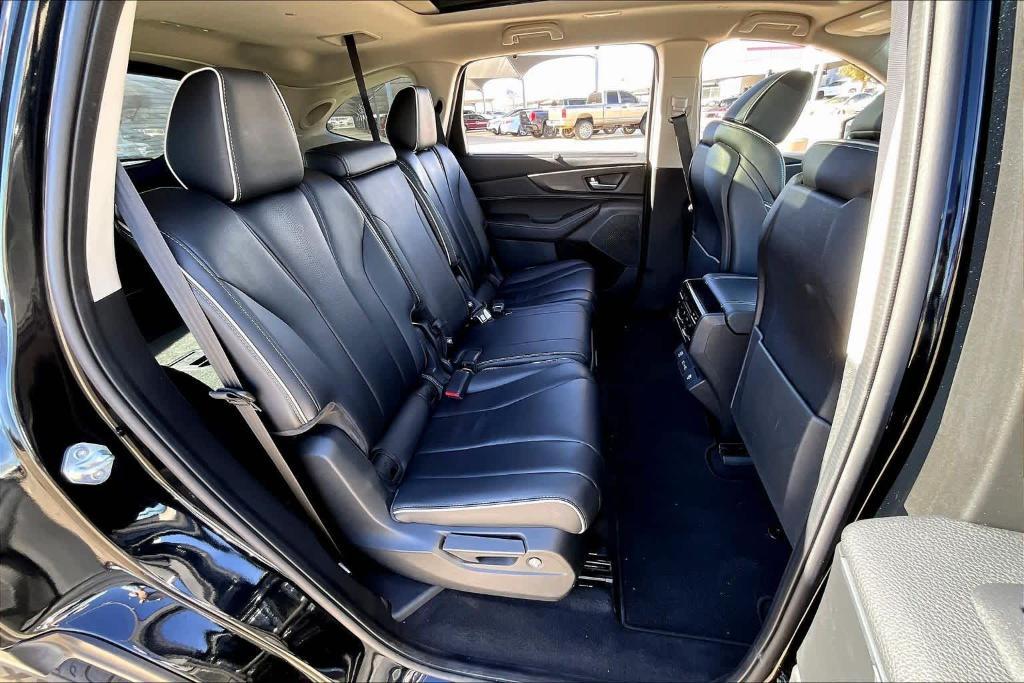 used 2023 Acura MDX car, priced at $43,599