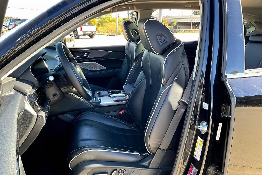 used 2023 Acura MDX car, priced at $43,599