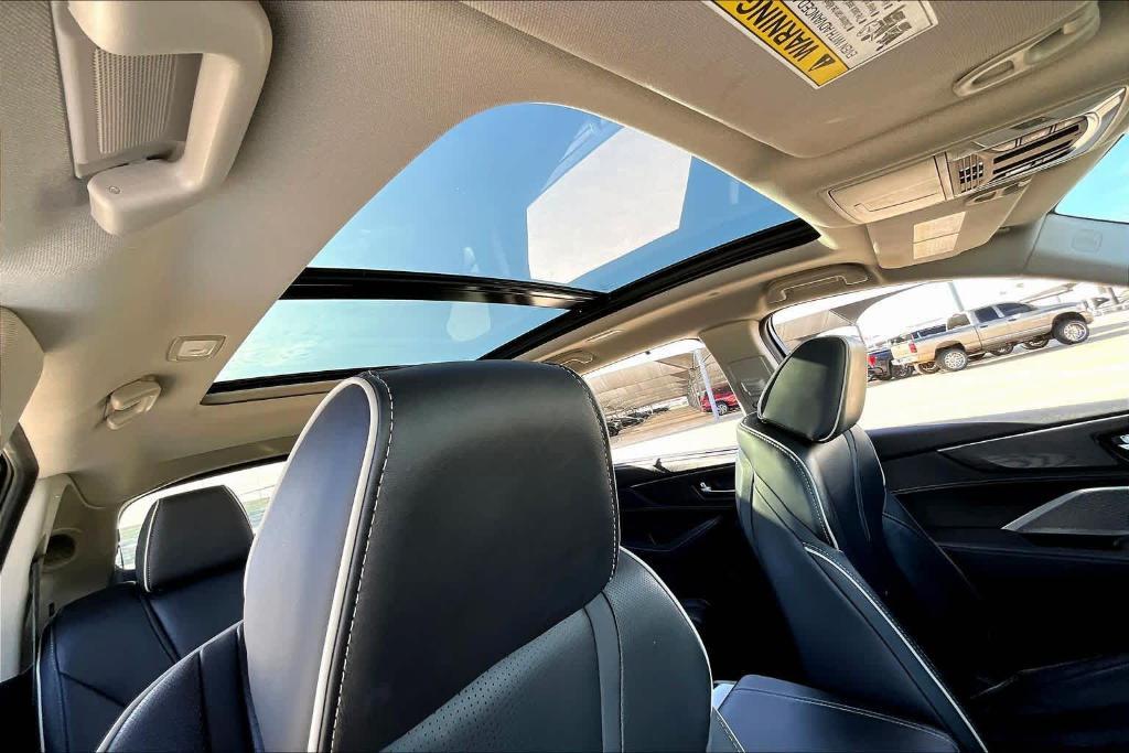 used 2023 Acura MDX car, priced at $43,599