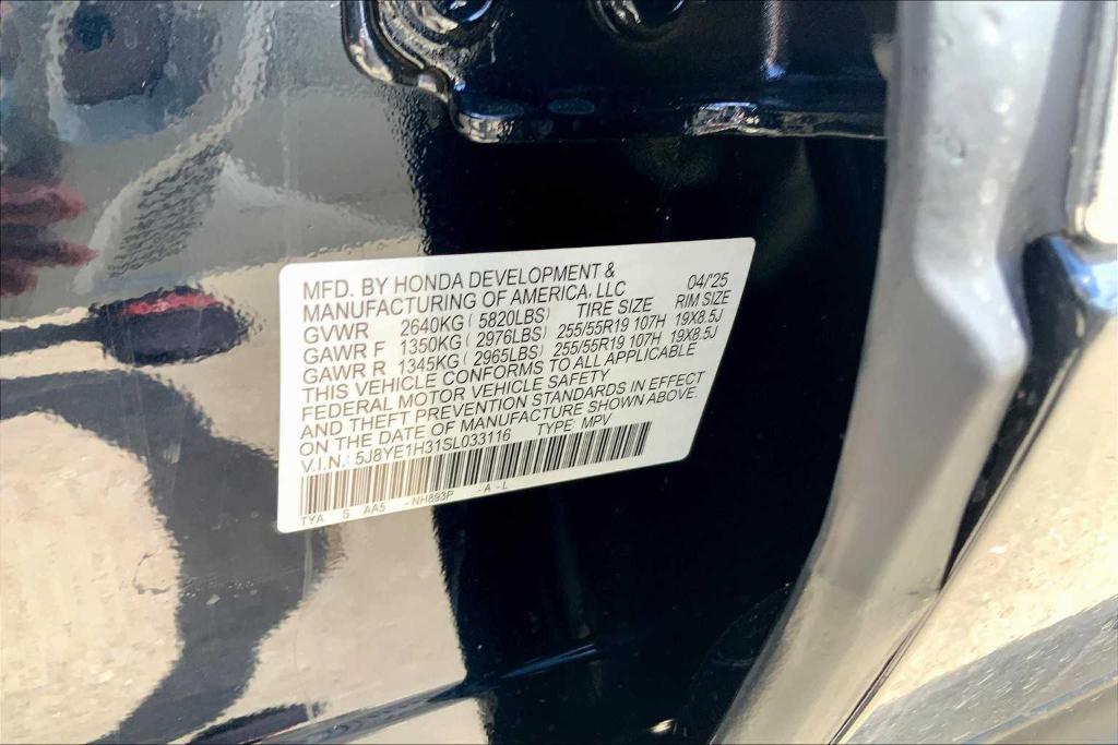 new 2025 Acura MDX car, priced at $56,845