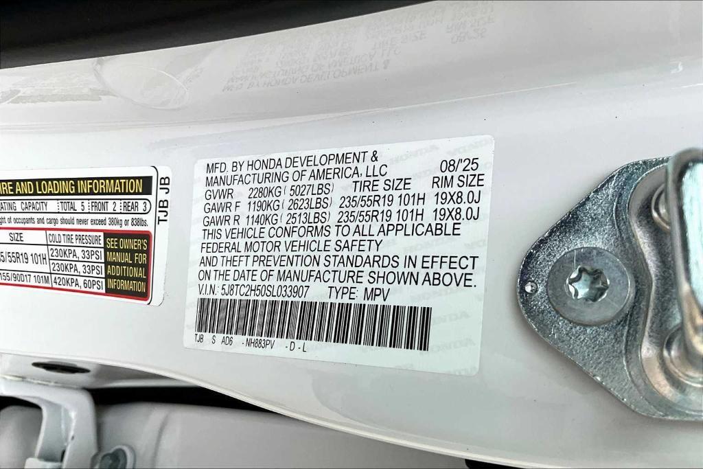 new 2025 Acura RDX car, priced at $49,250