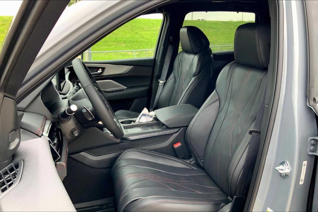 new 2026 Acura MDX car, priced at $70,850