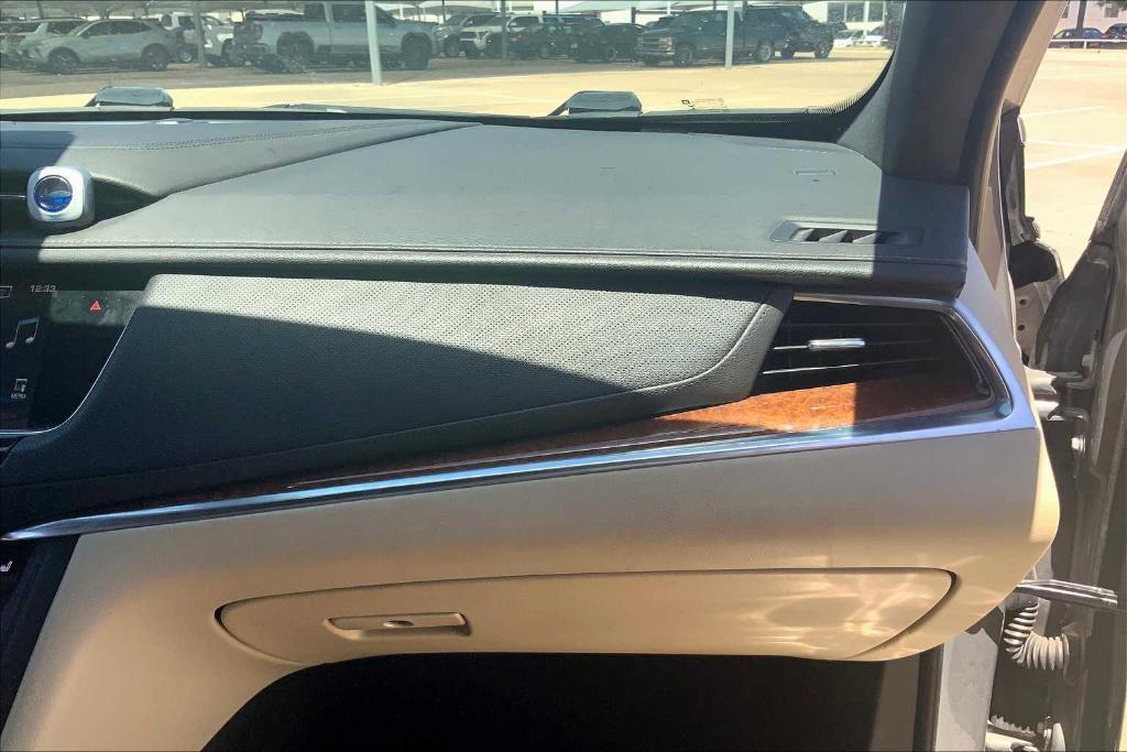 used 2018 Cadillac XT5 car, priced at $23,495