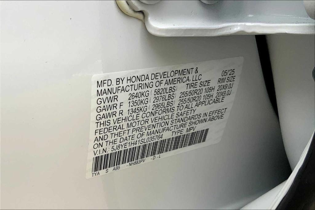 new 2025 Acura MDX car, priced at $62,245