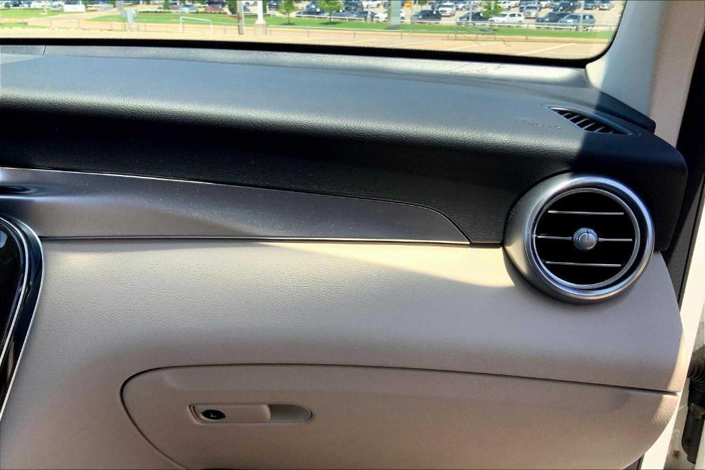 used 2017 Mercedes-Benz GLC 300 car, priced at $14,495