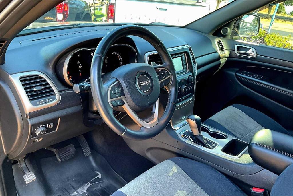 used 2017 Jeep Grand Cherokee car, priced at $15,995