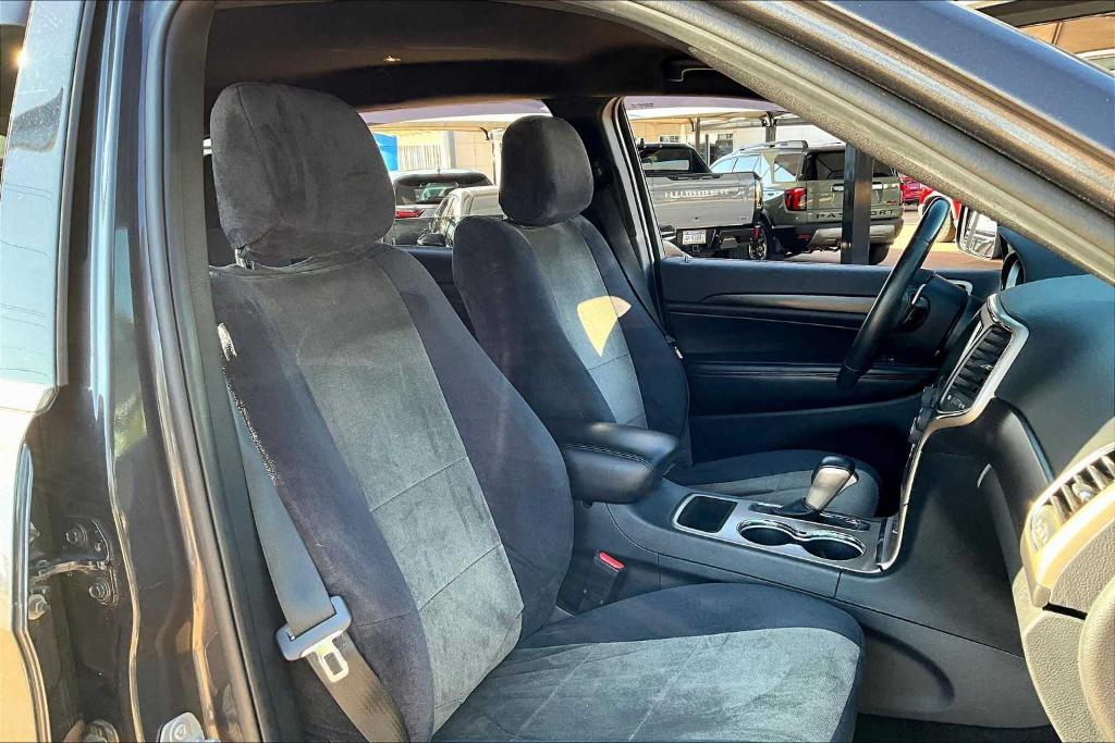 used 2017 Jeep Grand Cherokee car, priced at $15,995