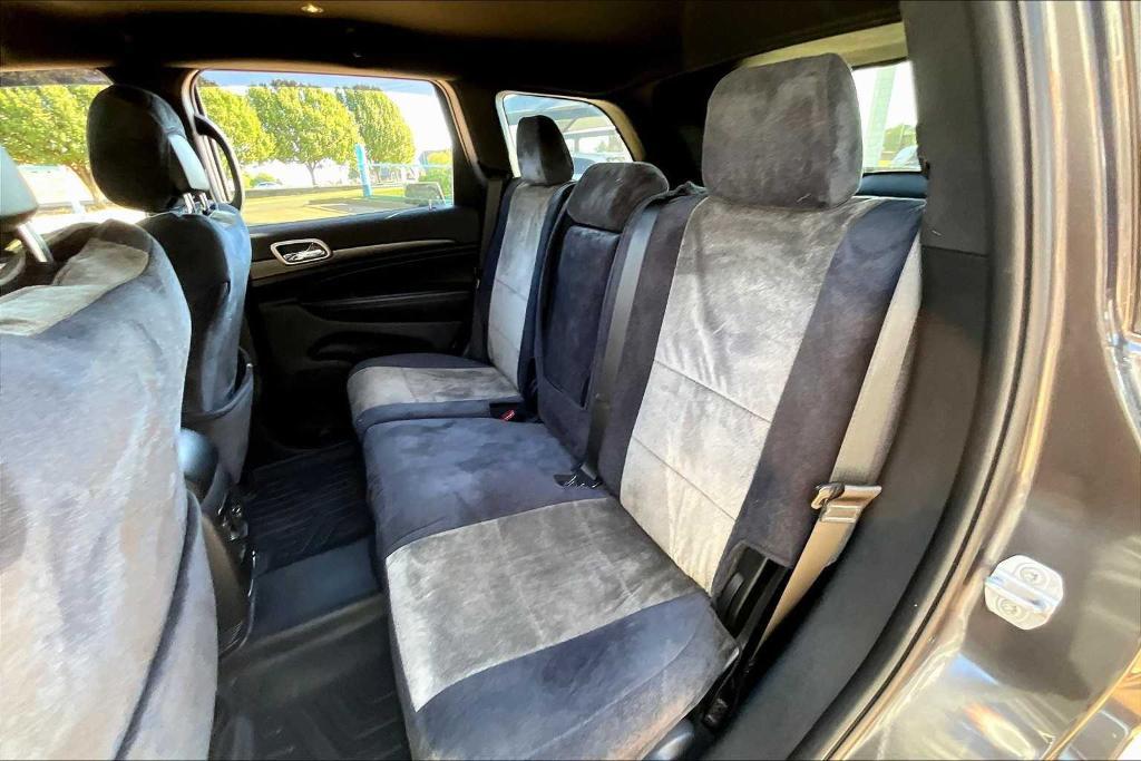 used 2017 Jeep Grand Cherokee car, priced at $15,995