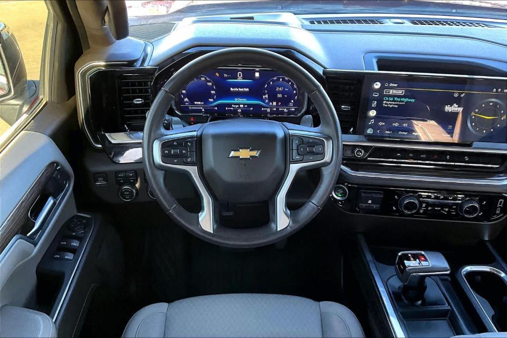 used 2022 Chevrolet Silverado 1500 car, priced at $32,995