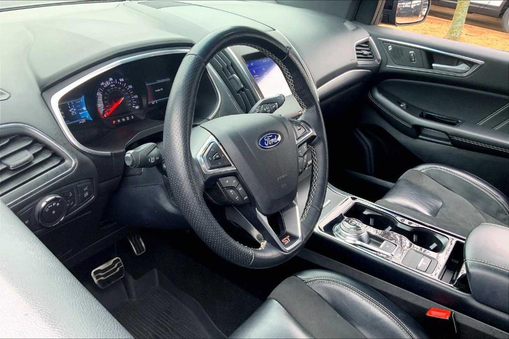 used 2019 Ford Edge car, priced at $20,000