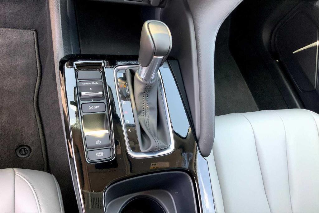 used 2025 Acura Integra car, priced at $30,427