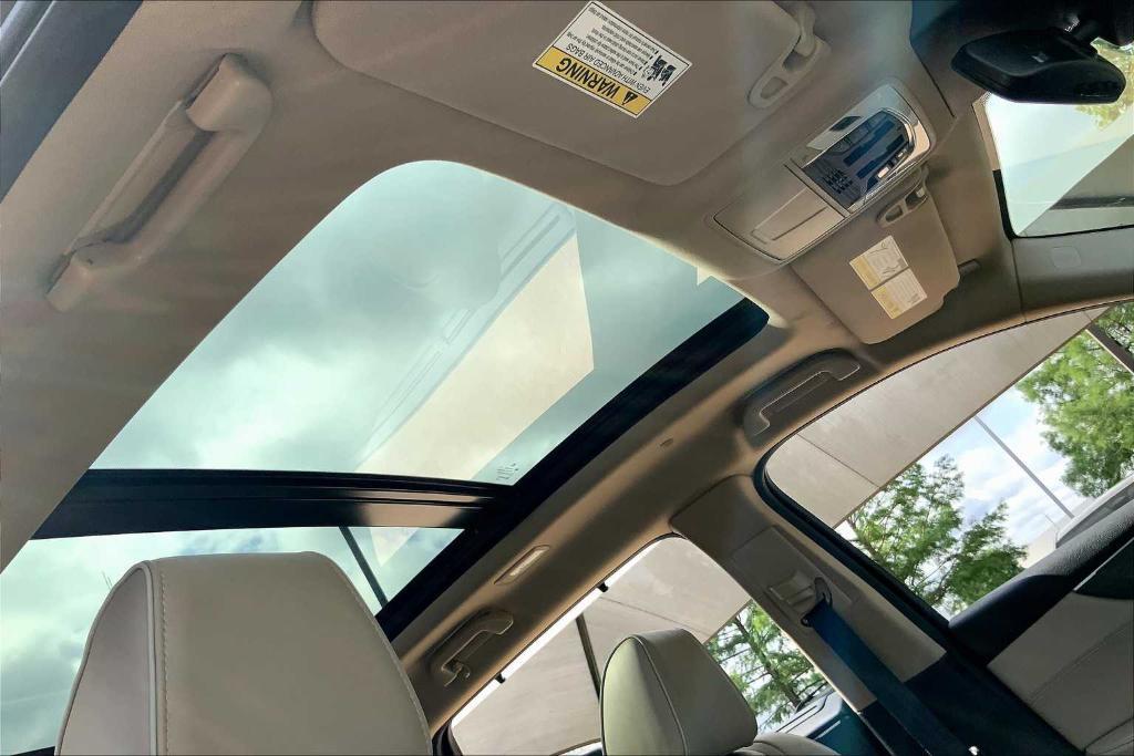 used 2023 Acura MDX car, priced at $48,995