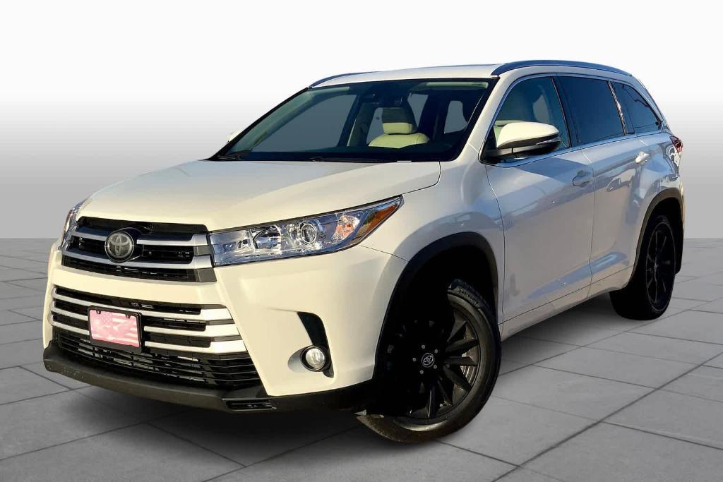 used 2017 Toyota Highlander car, priced at $22,328