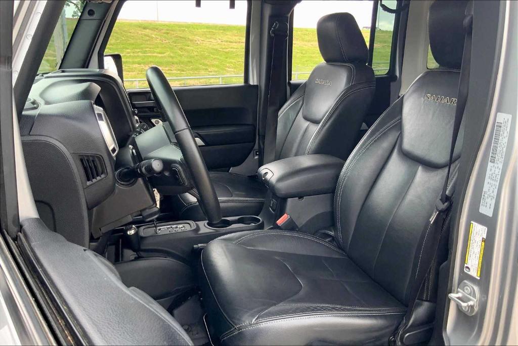used 2016 Jeep Wrangler Unlimited car, priced at $19,995