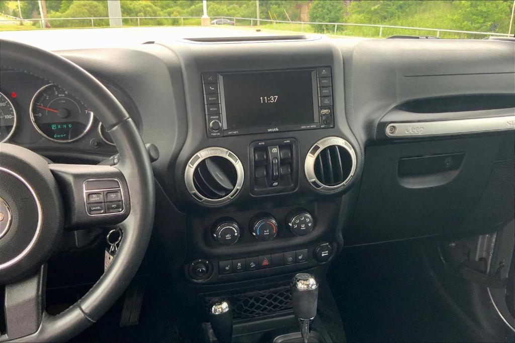 used 2016 Jeep Wrangler Unlimited car, priced at $19,995