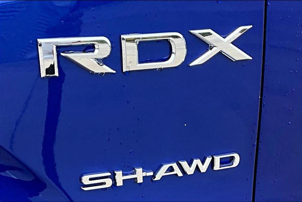 used 2025 Acura RDX car, priced at $44,900