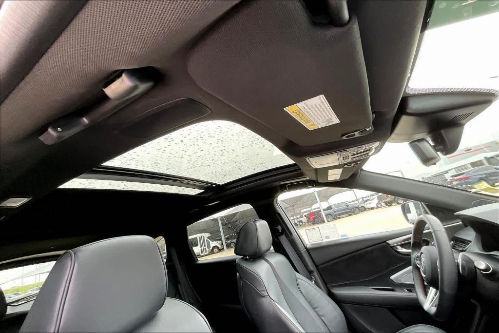 used 2025 Acura RDX car, priced at $44,900