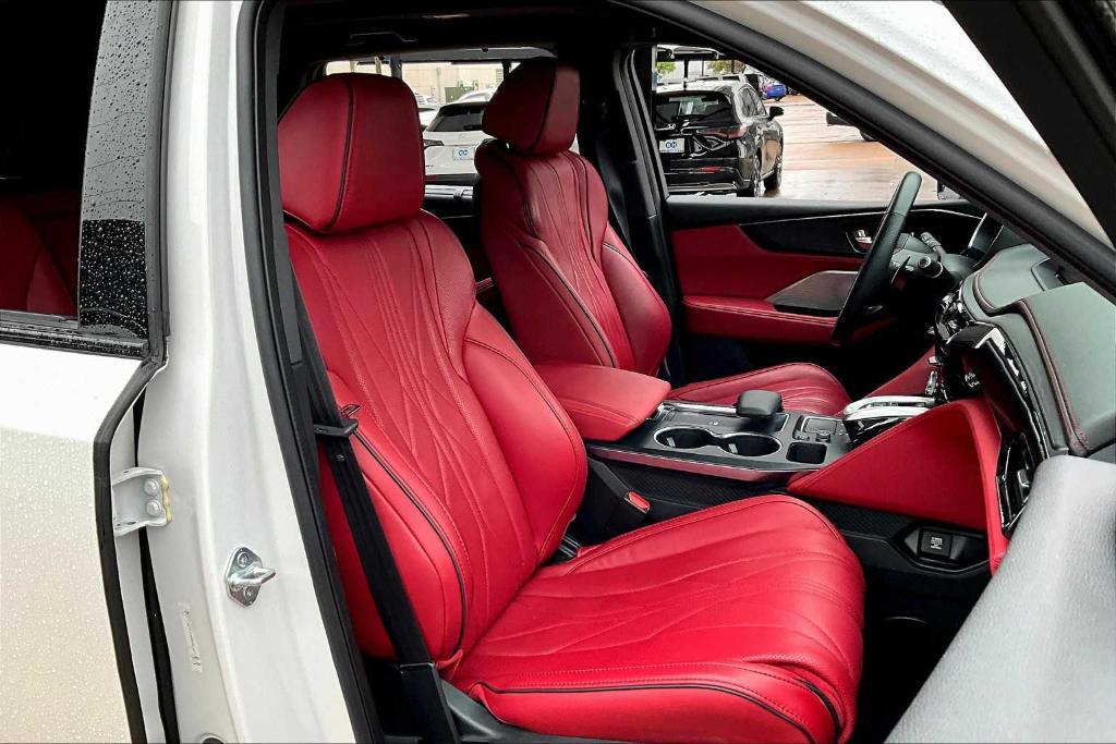 used 2024 Acura MDX car, priced at $61,495