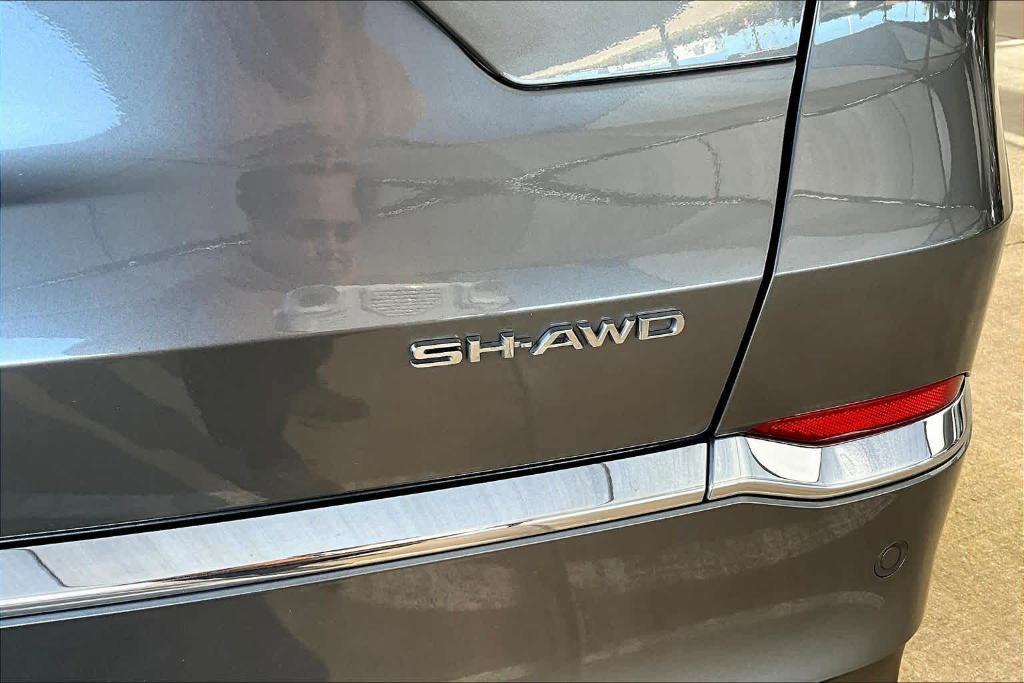 used 2023 Acura MDX car, priced at $39,622