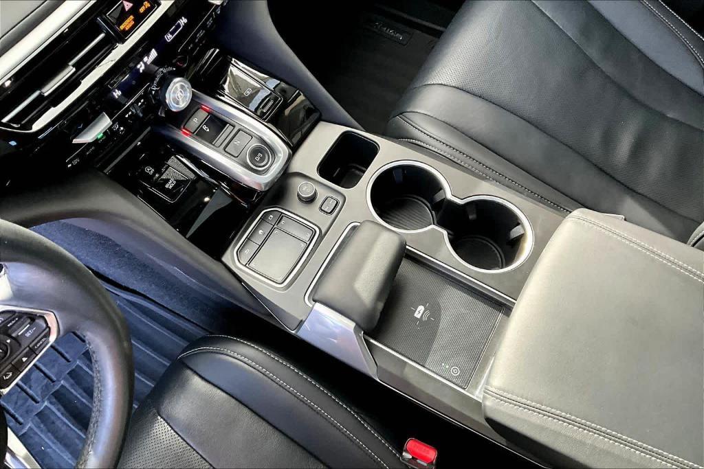 used 2023 Acura MDX car, priced at $39,622