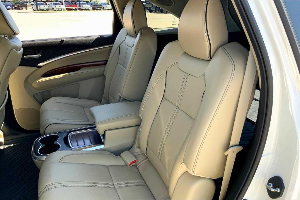 used 2018 Acura MDX car, priced at $25,261