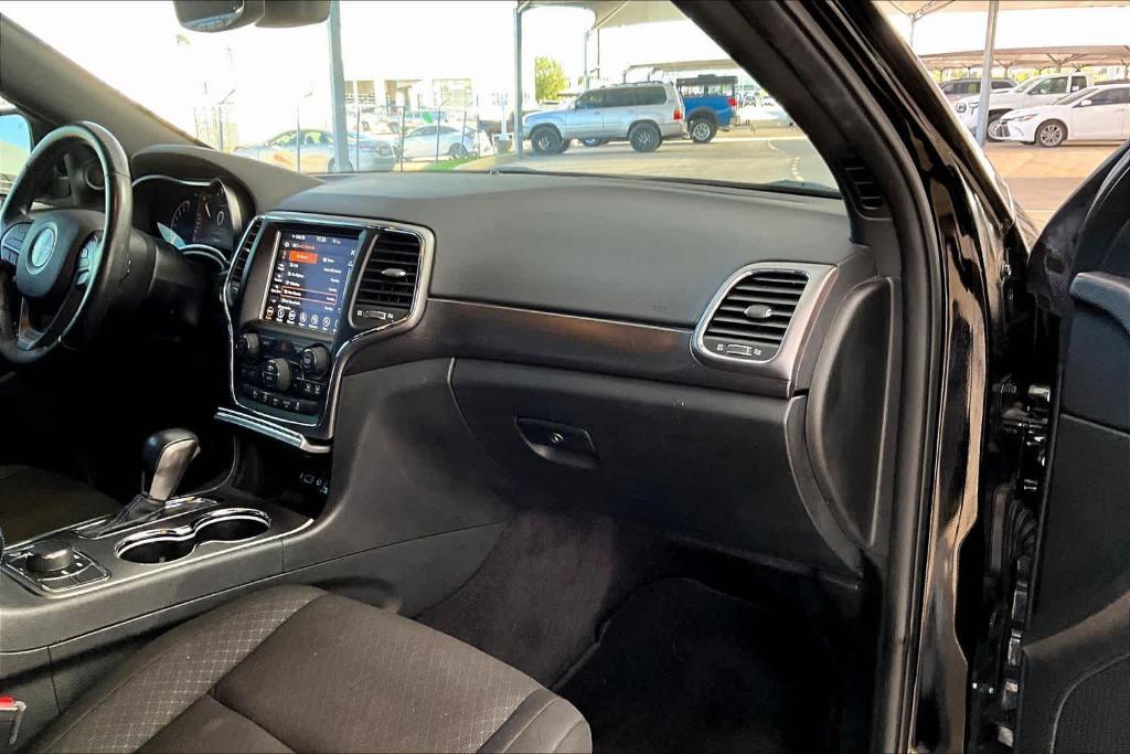 used 2018 Jeep Grand Cherokee car, priced at $18,789