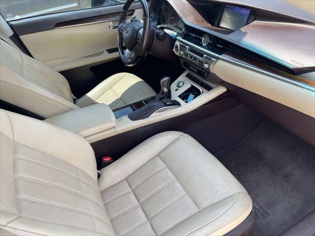 used 2017 Lexus ES 350 car, priced at $19,978