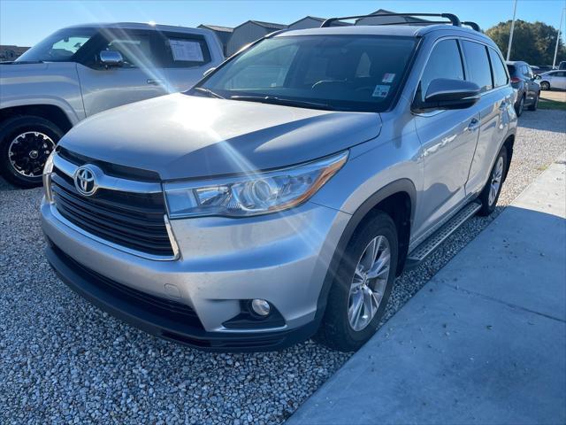 used 2015 Toyota Highlander car, priced at $22,280