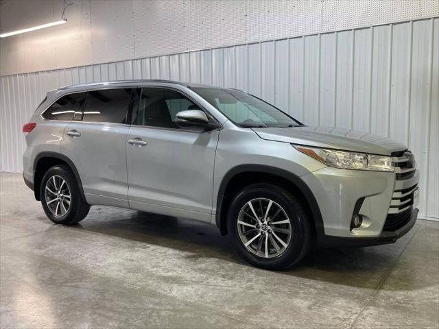 used 2018 Toyota Highlander car, priced at $24,990