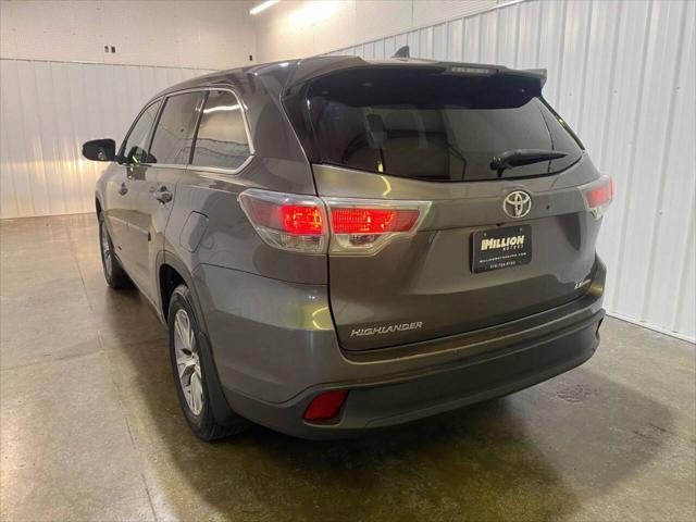 used 2014 Toyota Highlander car, priced at $15,900
