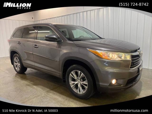 used 2014 Toyota Highlander car, priced at $15,900