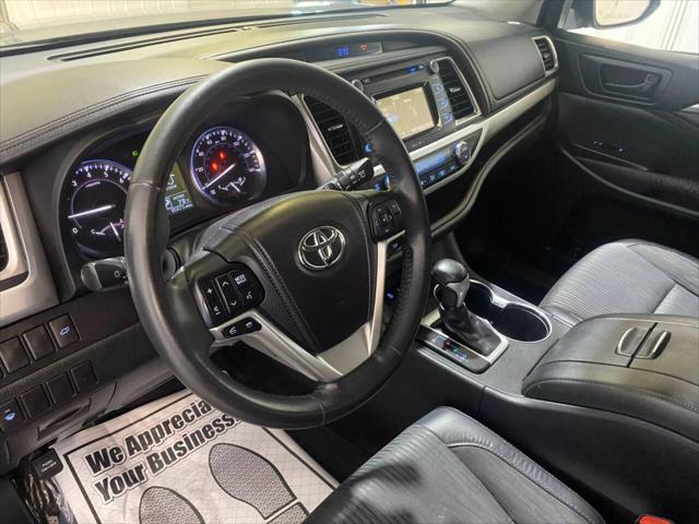 used 2014 Toyota Highlander car, priced at $15,900