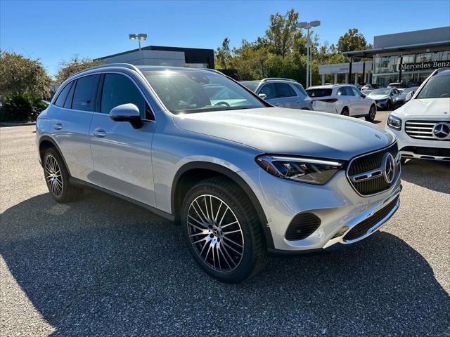 new 2025 Mercedes-Benz GLC 300 car, priced at $57,725