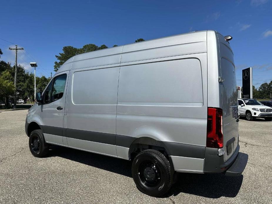 new 2024 Mercedes-Benz Sprinter 2500 car, priced at $76,004