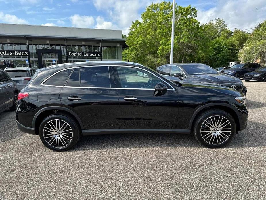 new 2024 Mercedes-Benz GLC 300 car, priced at $57,560