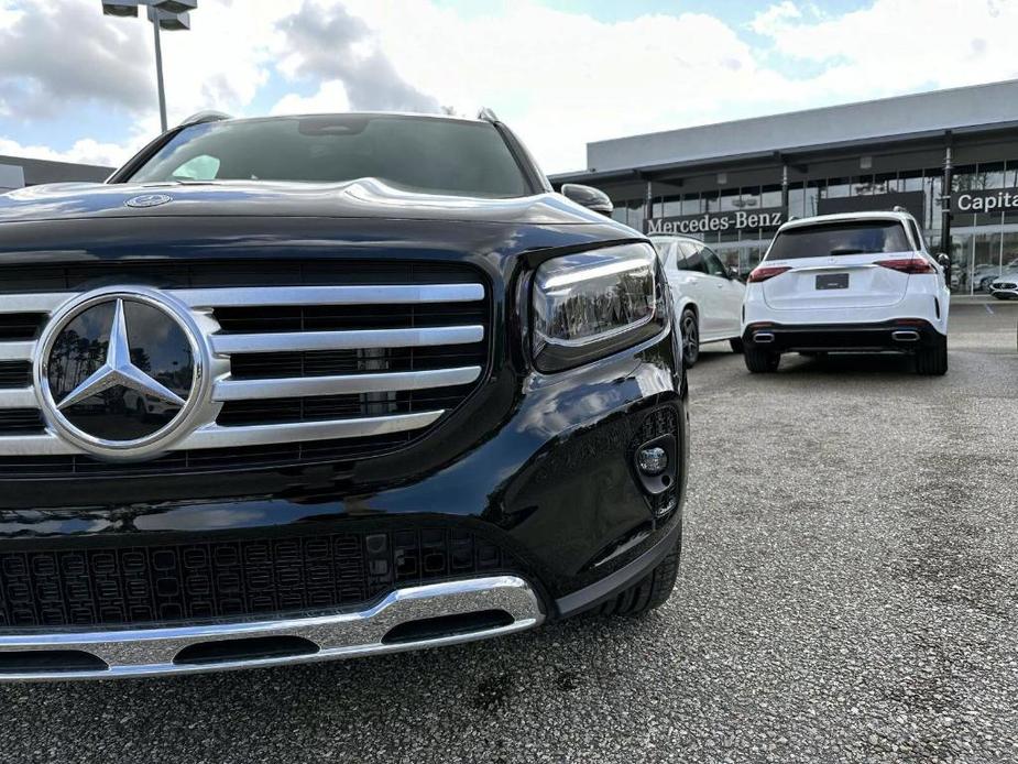 new 2024 Mercedes-Benz GLB 250 car, priced at $46,900