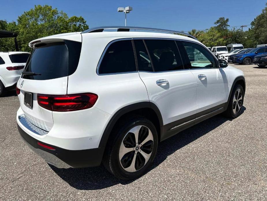 new 2024 Mercedes-Benz GLB 250 car, priced at $52,165